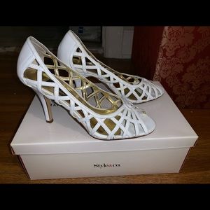 White peep toe shoes